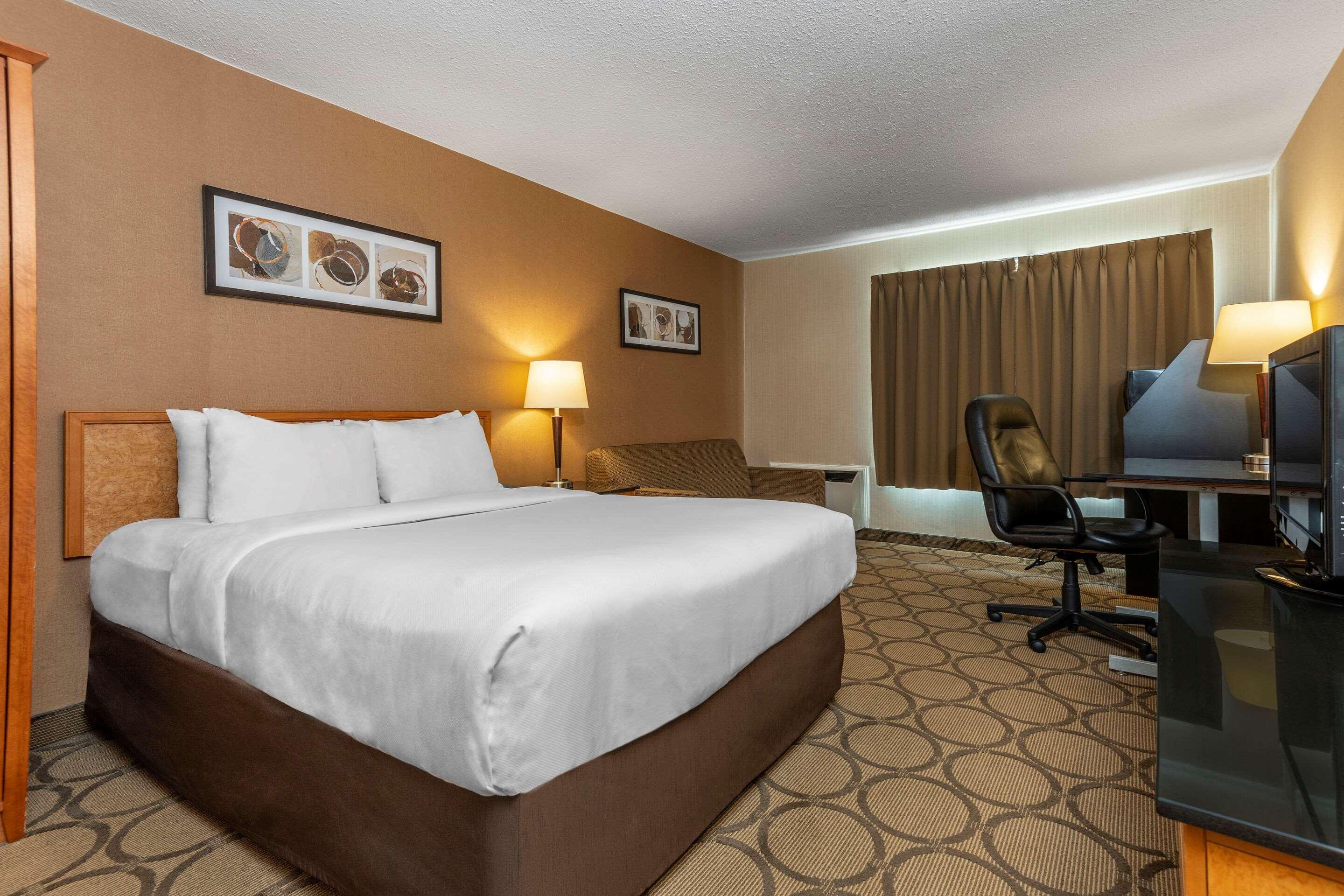 Comfort Inn Λαβάλ Εξωτερικό φωτογραφία