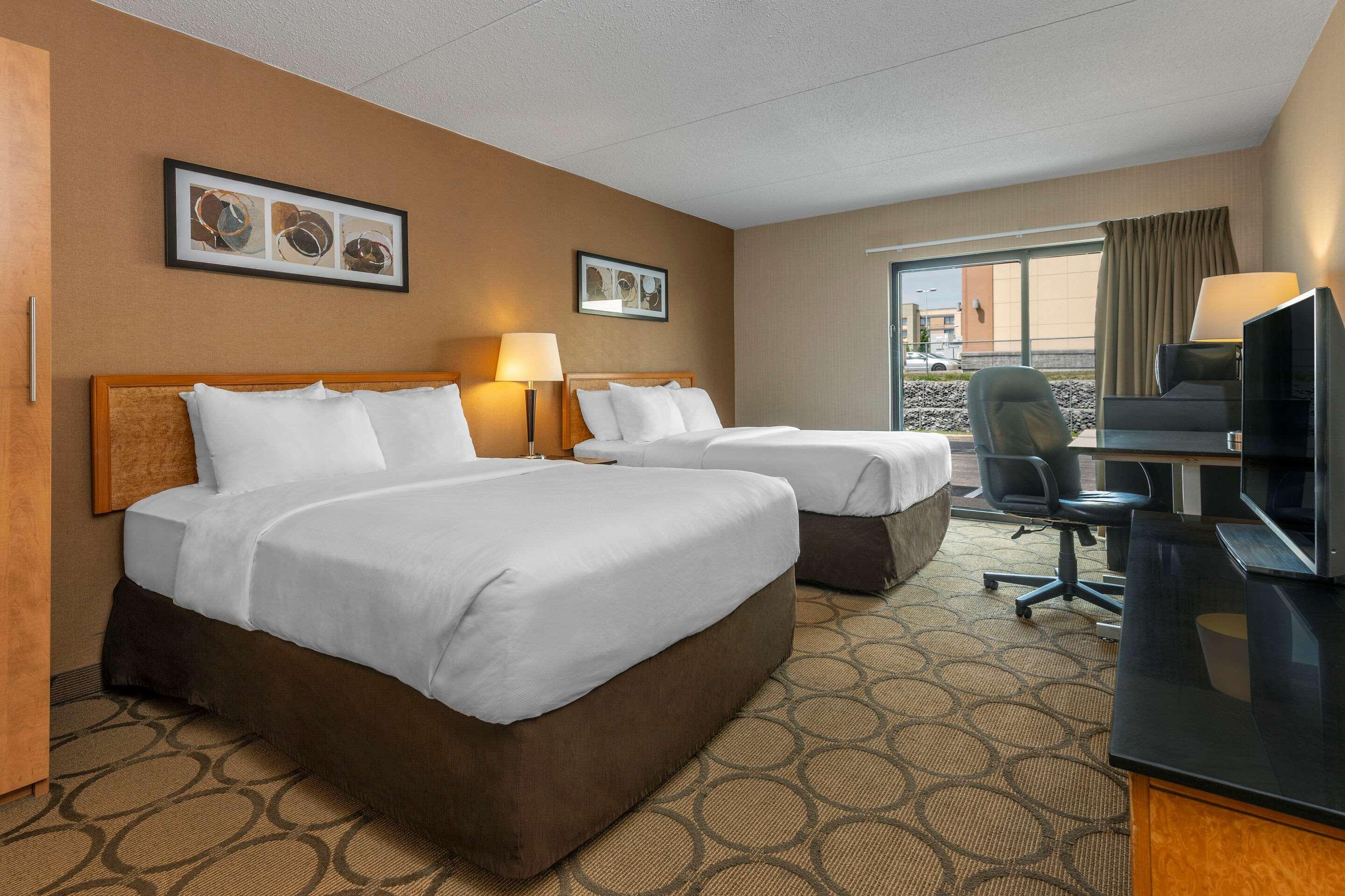 Comfort Inn Λαβάλ Εξωτερικό φωτογραφία