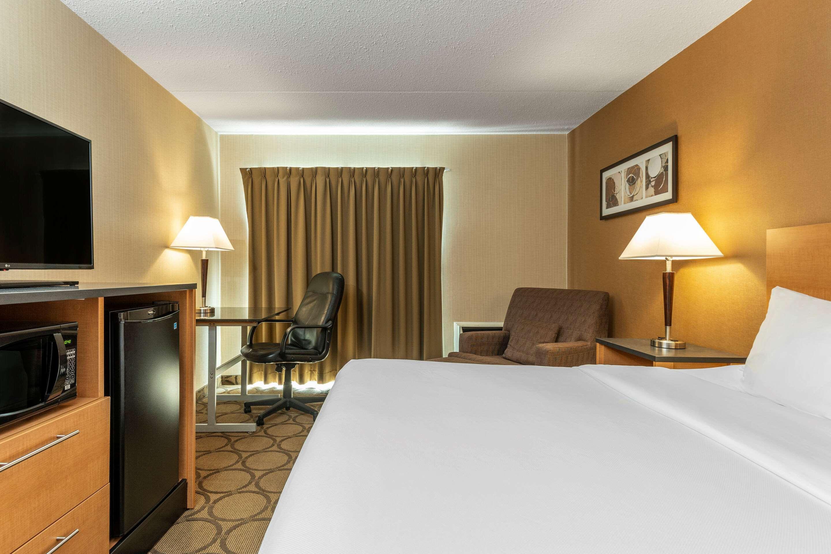 Comfort Inn Λαβάλ Εξωτερικό φωτογραφία