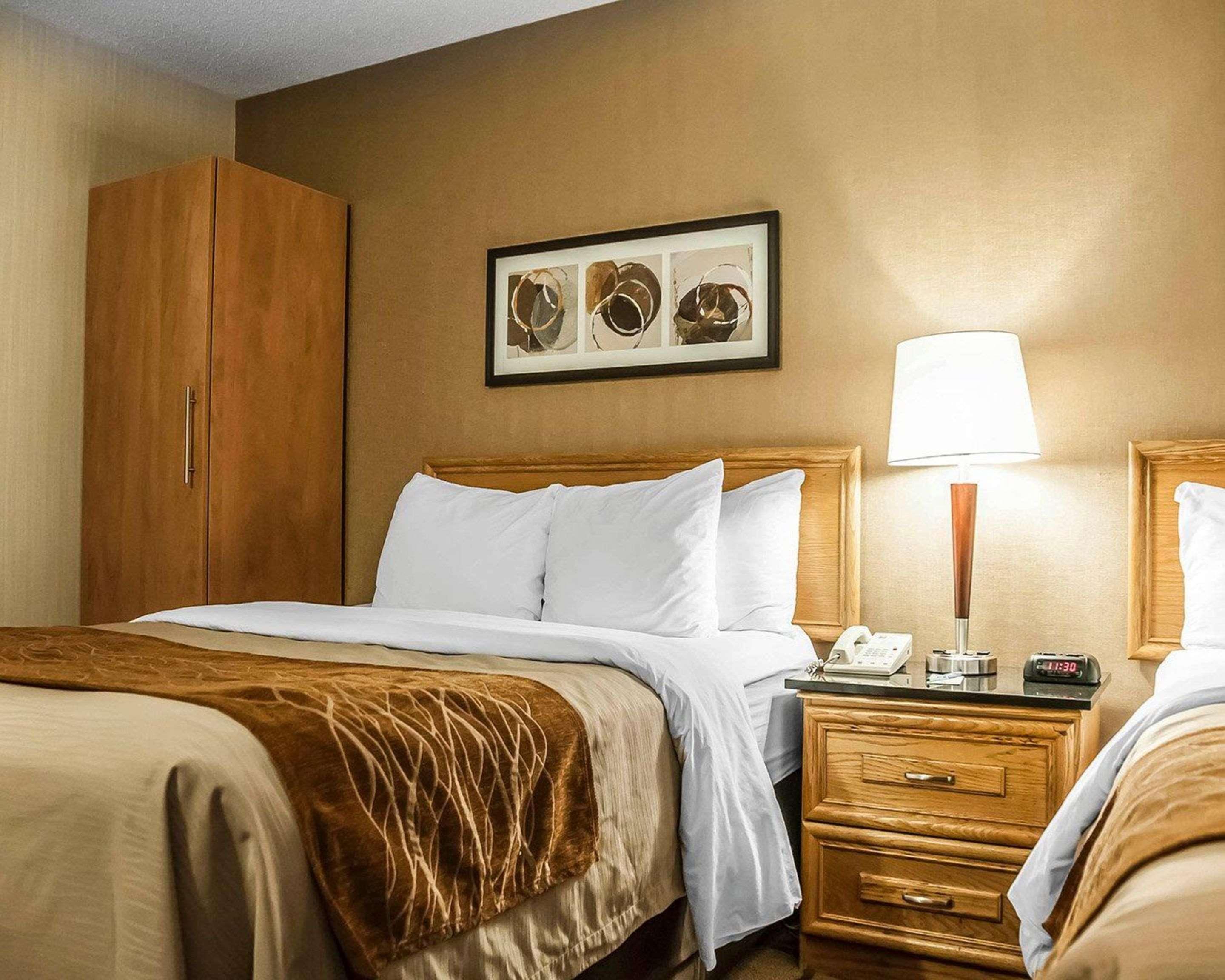 Comfort Inn Λαβάλ Εξωτερικό φωτογραφία