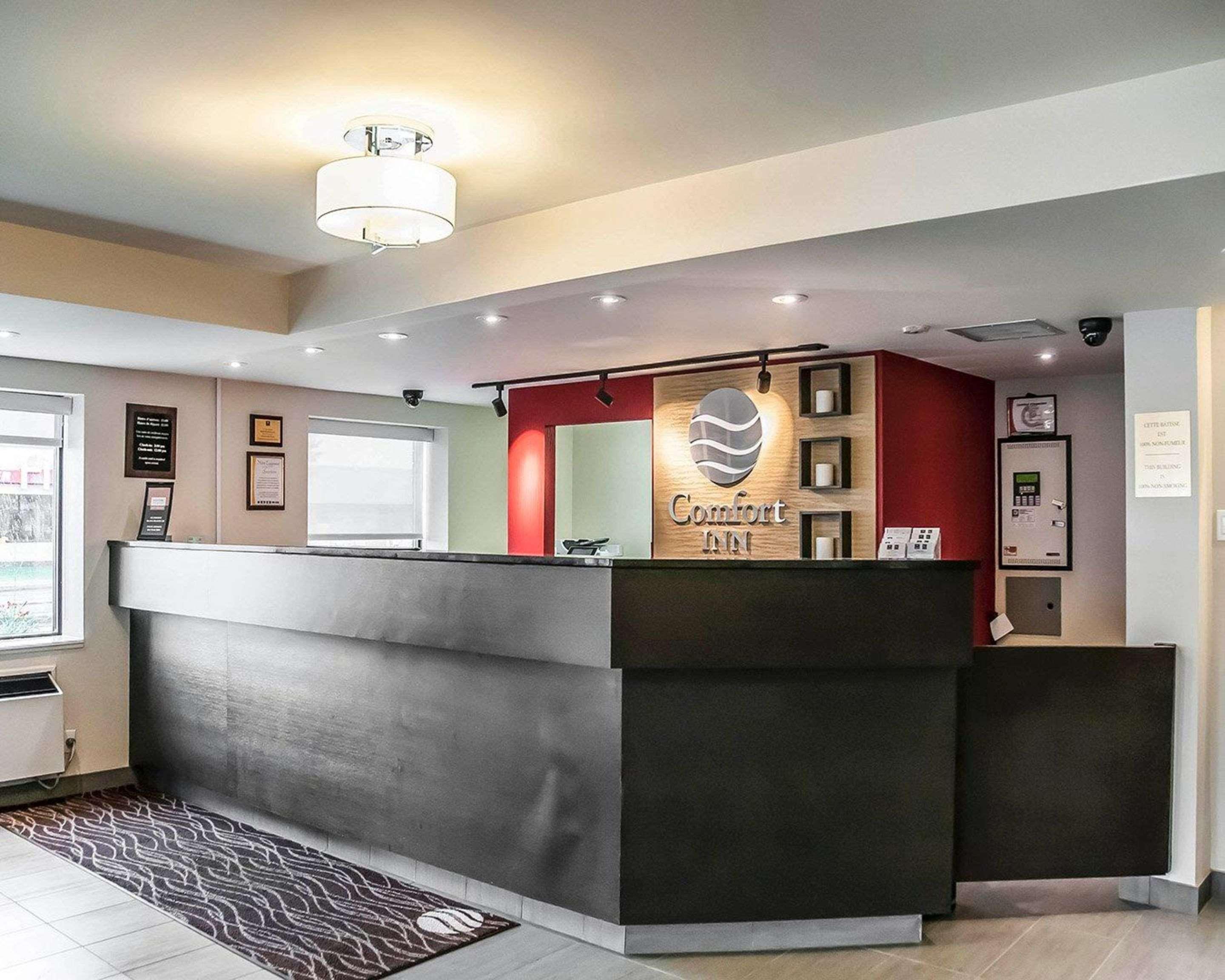 Comfort Inn Λαβάλ Εξωτερικό φωτογραφία