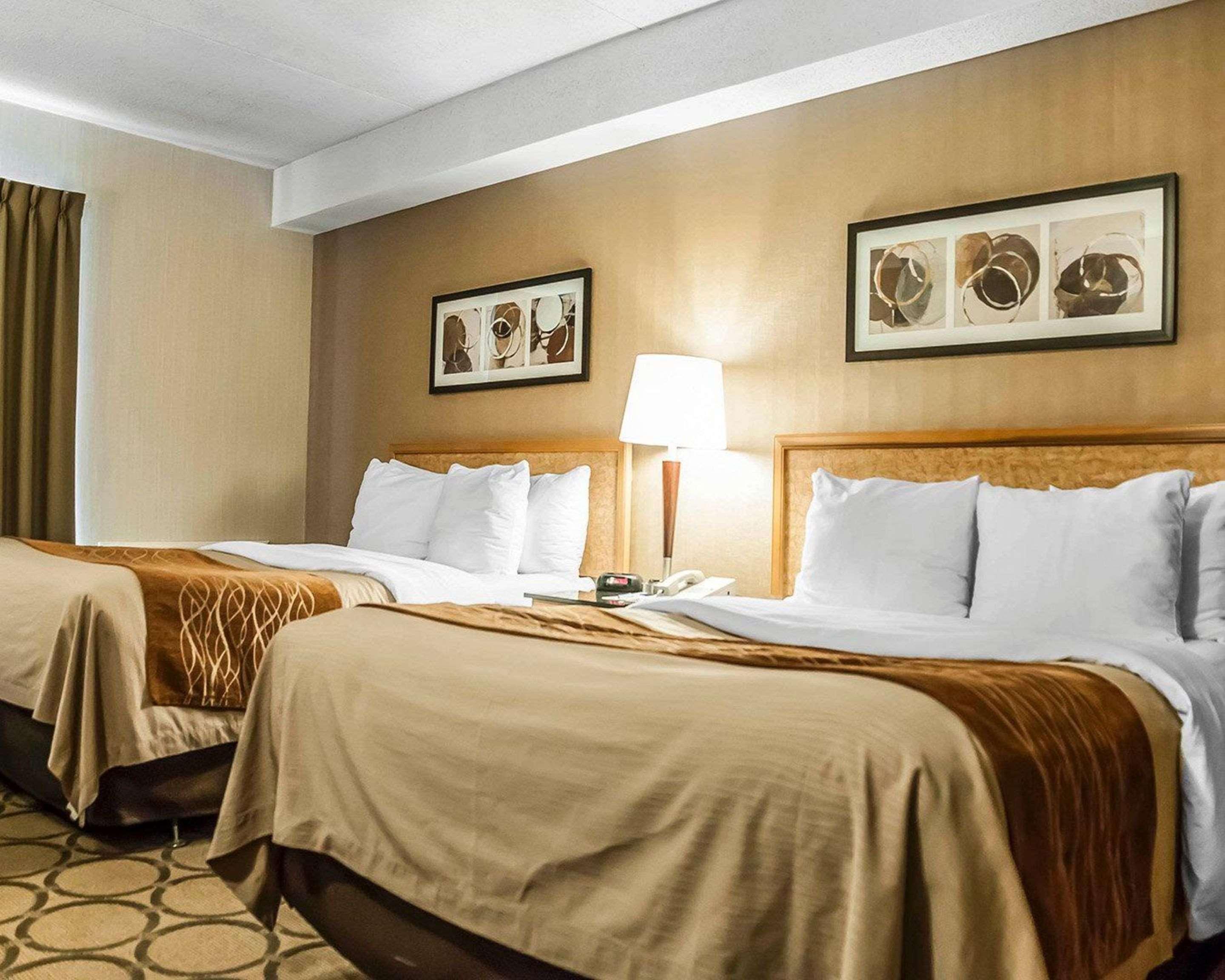 Comfort Inn Λαβάλ Εξωτερικό φωτογραφία